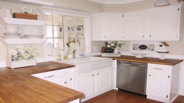 Antique White Kitchen Cabinets With Butcher Block Countertops смотреть онлайн