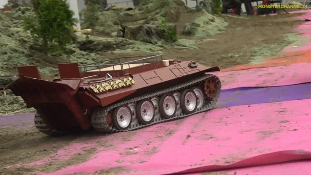 RC Military Machines ULTRA HEAVY! 1/4 scale Tank! 600 kilograms! смотреть онлайн
