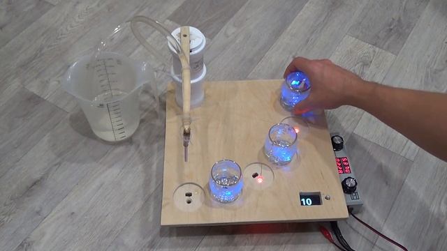 ? НАЛИВАТОР. АВТОМАТИЧЕСКИЙ ДОЗАТОР ЖИДКОСТИ. СВОИМИ РУКАМИ смотреть онлайн