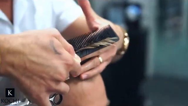 Tutorial de corte de cabelo do ator Brad Pitt no filme "Fúria". смотреть онлайн