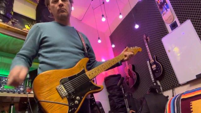 Fender Lead 1 demo смотреть онлайн