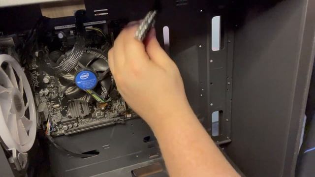 I LOST MY MIND UPGRADING MY PC FOR STARFIELD смотреть онлайн