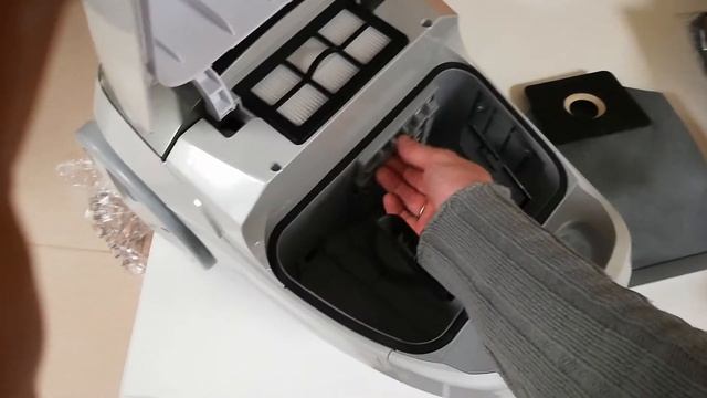 Пылесос Prime Technics PVC 2214 ME смотреть онлайн