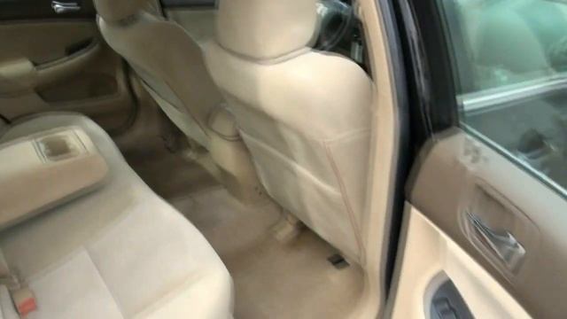 2004 Honda Accord LX Sedan смотреть онлайн