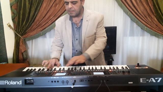 أغنية كان يا ما كان عزف لايف وائل ألكسندر ب roland ea7 смотреть онлайн