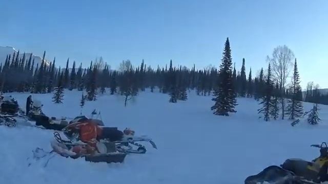 Приют Мазаевский, Поднебесные зубья. Обзор смотреть онлайн