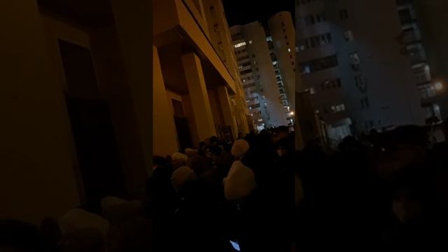 Встреча жителей дома 53 на улице Щорса в Белгороде с ио мэра Антоном Ивановым смотреть онлайн