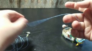 как собрать настоящий веб шутер из Лего. очень прикольный!