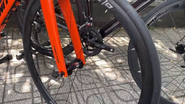 So sánh TWITTER R10 SHIMANO vs JAVA SILURO 6 nên lựa chọn loại nào 0902372381 ZALO смотреть онлайн