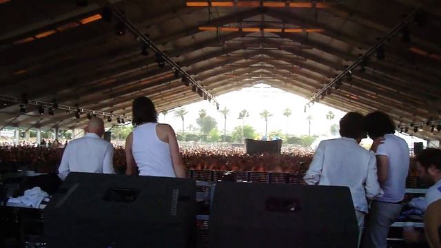 Club 75 at Coachella (Part 1 of 3) смотреть онлайн