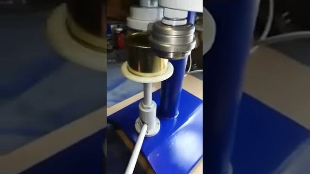 Машинка закаточная для жестяной и пластиковой банки