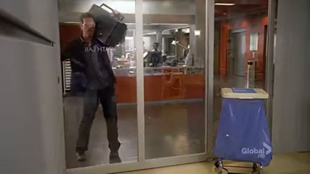 Dr.House борись с властью (Fight The﻿ Power)