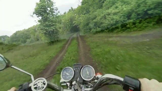 Покатушки на мопеде АЛЬФА - по БеЗдОрОжЬЮ, буксирую мотоцикл Viper смотреть онлайн