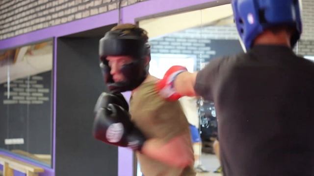 Тренировка по боксу Клуб единоборств Раунд