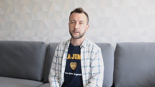 Разница между вопросительными словами qué и cuál. La diferencia entre los intrrogativos qué y cuál. смотреть онлайн