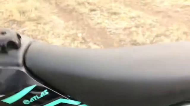 Лайфхак, если кончился бенз. Катаю на пите. смотреть онлайн