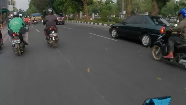 Sebuah Essay Tentang Budaya Motor di Indonesia смотреть онлайн