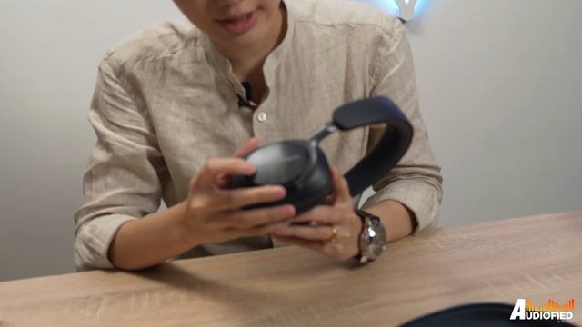 Bowers & Wilkins Px8 007 Edition Unboxing: 60 Years Of James Bond!