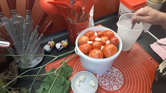 Квашеные ПОМИДОРЫ, съедаются Моментально* Очень Вкусные !!! смотреть онлайн