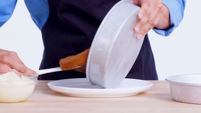 4 Levels of Carrot Cake: Amateur to Food Scientist | Epicurious смотреть онлайн