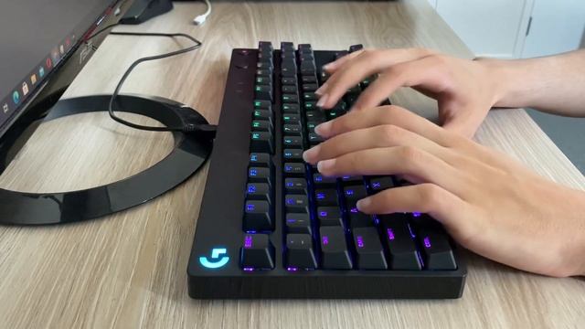Logitech g pro x (Kailh blue switches) keyboard typing sound test смотреть онлайн