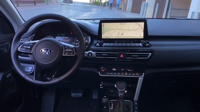 2021 Kia Seltos brings Telluride style to affordable small SUV: Car review смотреть онлайн