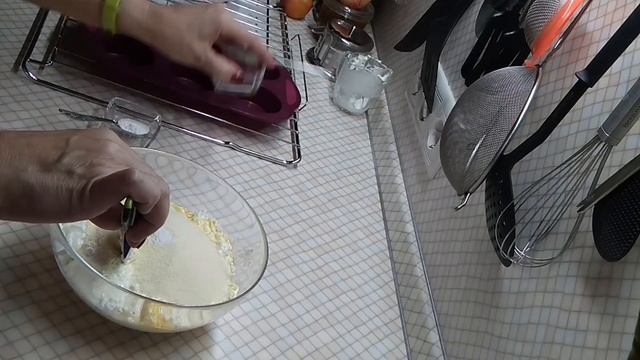 КАК ПРИГОТОВИТЬ ТВОРОЖНЫЕ МАФФИНЫ смотреть онлайн