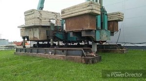 машина монстр китайская сваедавка,работа в паре в месте с бурилкой,вдавливание свай.АндрейРегион40