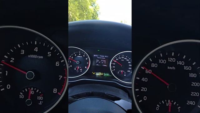 Едем на новом Kia ceed sw по неспешным дорогам Крыма смотреть онлайн