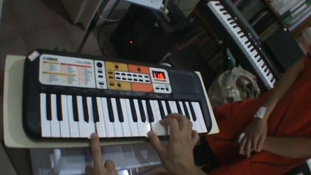 最易上手單指伴奏-迷你Yamaha PSS-F30/LINE試聽洽詢【@ecn1544n】/用流行彈爵士鋼琴/簡譜教學/新北永和 смотреть онлайн