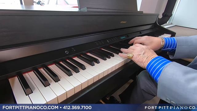 Roland HP702 Performance by Fort Pitt Piano Company смотреть онлайн