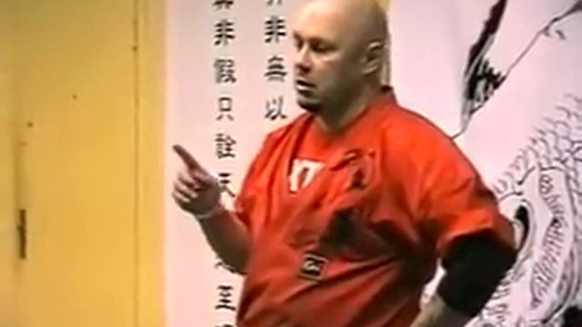 А. Кочергин "Когда нужно доставать нож" смотреть онлайн