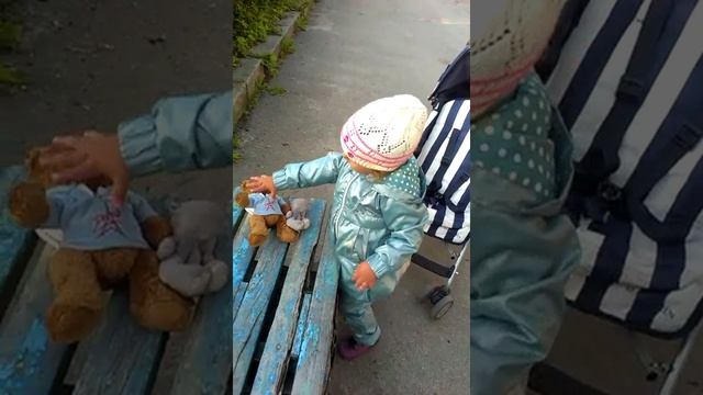 Давно надо лавочку покрасить смотреть онлайн