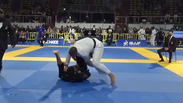 Fellipe Andrew v Renan Cruz / European 2022 смотреть онлайн