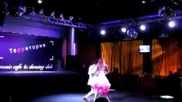 Аргентинское танго чемпионов мира в Территории 8.10.09.flv смотреть онлайн
