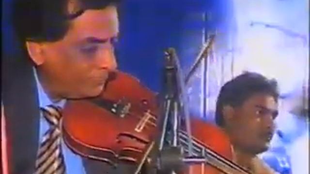 Rim jhim rim jhim pade phohar,. ZHFaheem смотреть онлайн
