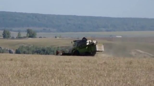 Combines DON-1500A And 1500B /// Комбайны ДОН-1500А и 1500Б