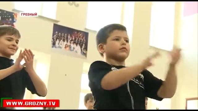 Дети танцуют Тренировка Лезгинка смотреть онлайн