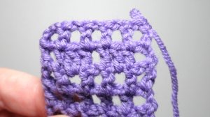 Два способа вязать заполненные клеточки в филейном вязании