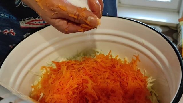 Готовим Корейскую морковку и Квашеную капусту смотреть онлайн