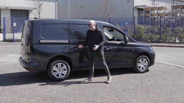 Is The Volkswagen Caddy Cargo Maxi The Best Caddy Yet?! | Vanarama Van Review 2021
