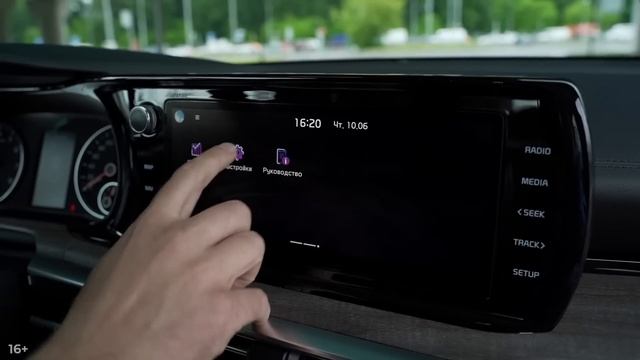 Обновленная Тойота Камри 2021 vs Киа К5 и Camry дорест. Сравниваем 2-литровые версии. Подробный тес смотреть онлайн