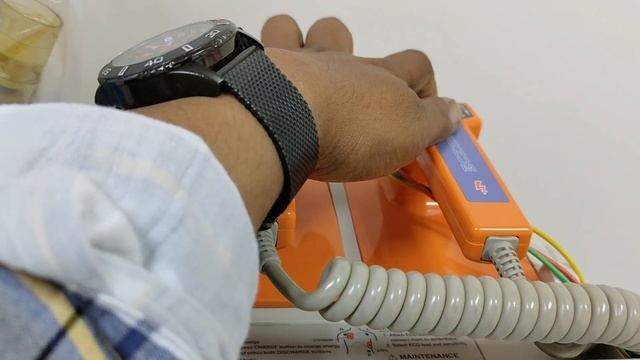 NIHON KOHEDN DEFIBRILATOR BASIC CHECK #defibrillator #NIHON KOHDEN смотреть онлайн
