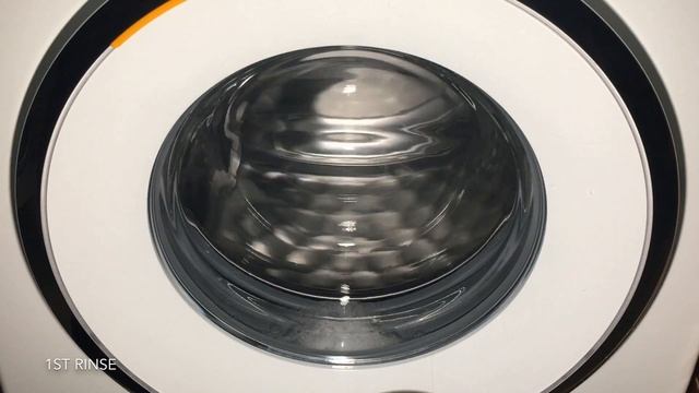 Miele W1 - Maschine reinigen | Clean machine смотреть онлайн