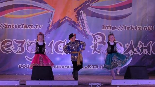 Пластилин Озорная русская тройка смотреть онлайн