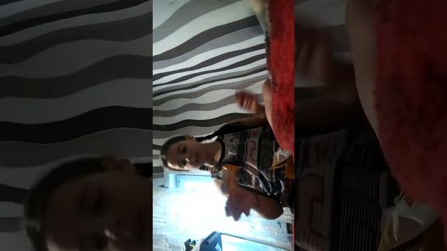 Новогодний бокс с подарками смотреть онлайн