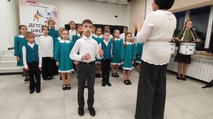 Музыка Игоря Шамо, слова Роберта Рождественского -" Товарищ песня"