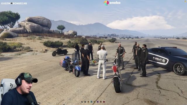 ÖROTIKUS SIVATAGI KOCOGÁSOKBA GTA V RP (2023-10-11) смотреть онлайн