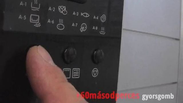 AEG MFD2025S-M mikrohullámú sütő termékbemutató videó смотреть онлайн