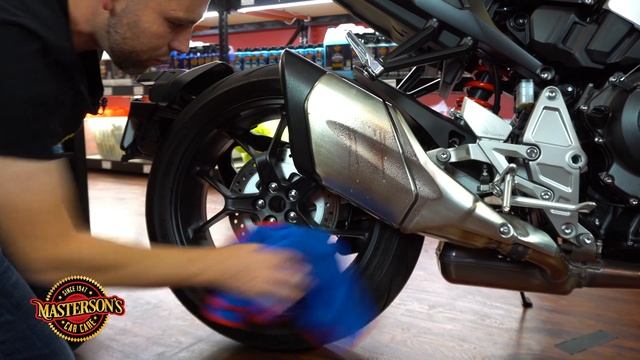 How To Clean & Wax Motorcycles! - Honda CB1000R - Ultra HD 4K